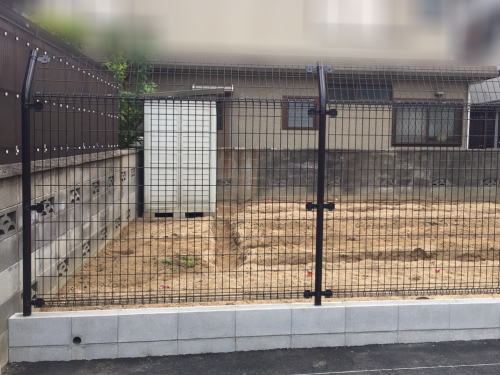 ユメッシュR型フェンス/ブラック 忍び返し H=1500