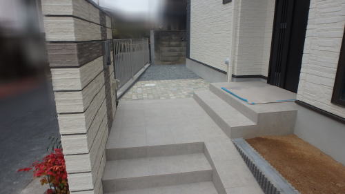 大阪府高槻市I様邸 自転車置き場