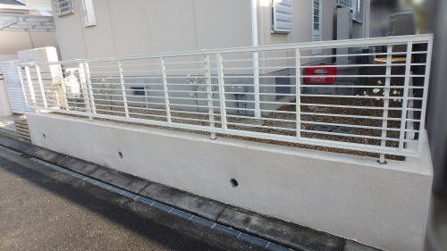 高槻市N様邸 生垣撤去後フェンス設置