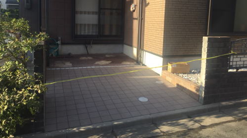 大阪府高槻市S様邸でガレージタイル張(カーフロアCF-4)