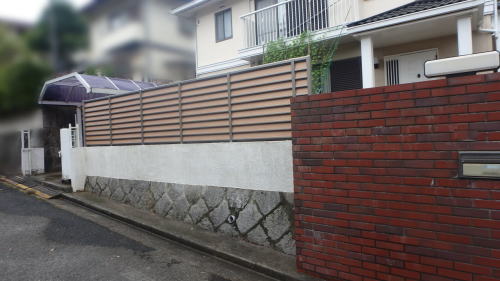 高槻市A様邸 生垣撤去・目隠しフェンス設置工事後