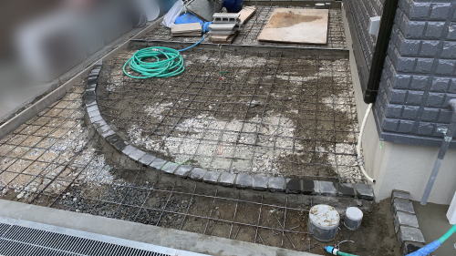 大阪寝屋川 ガレージ ワイヤーメッシュ敷設