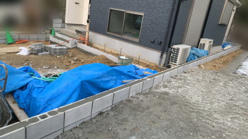 大阪枚方 境界沿いブロック天端仕上げ