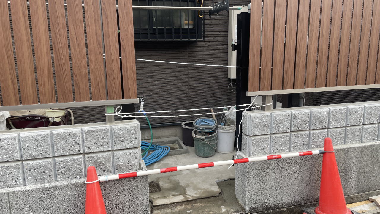 大阪高槻 ブロック塀リフォーム 北側 門柱設置