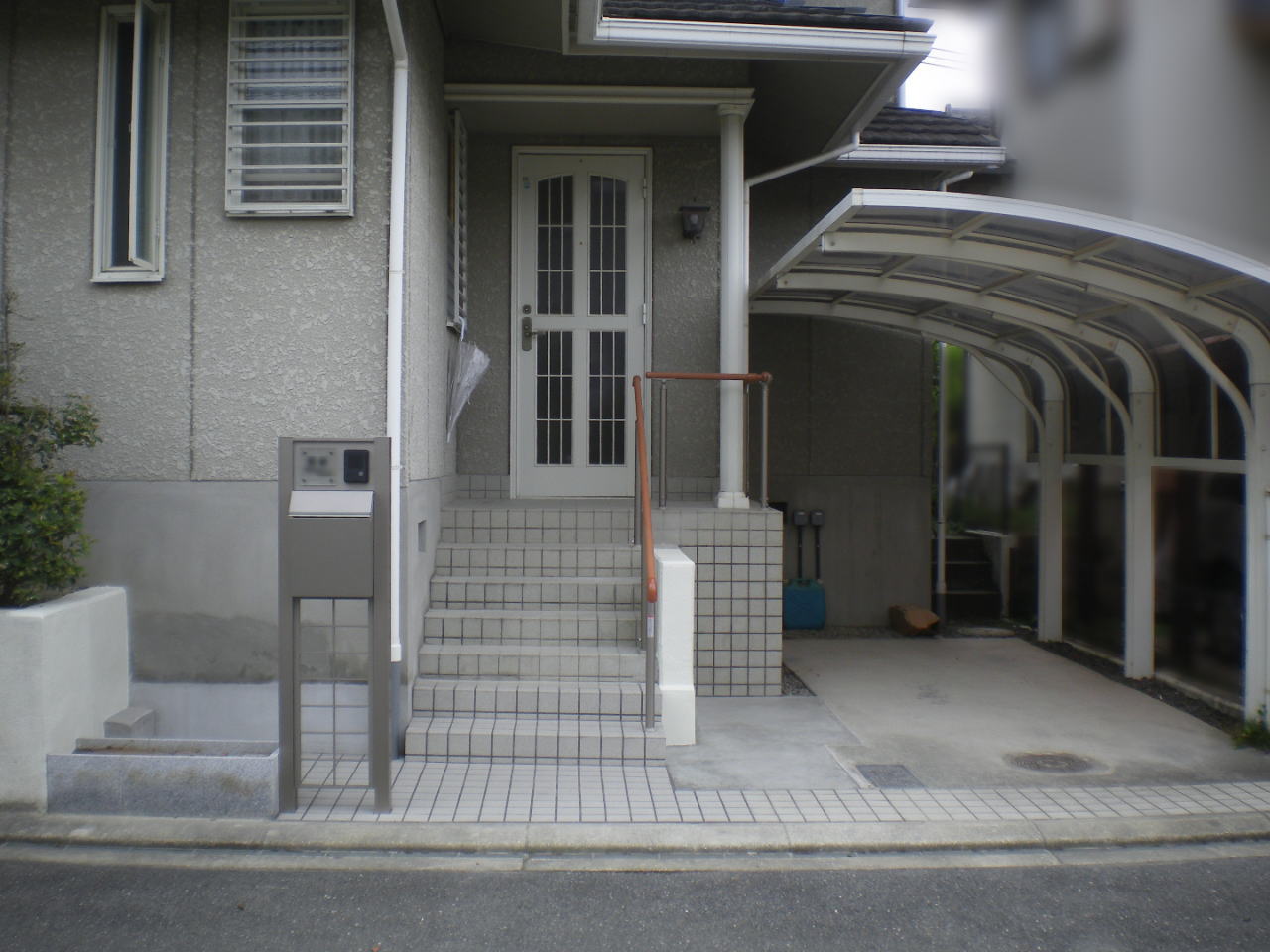高槻市T様邸　アプローチリフォーム後