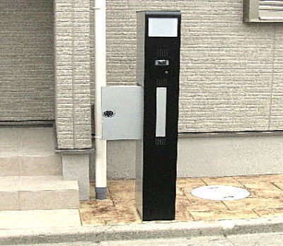 高槻市 アプローチ 三協立山アルミ モデア ポスト前入横出しタイプ