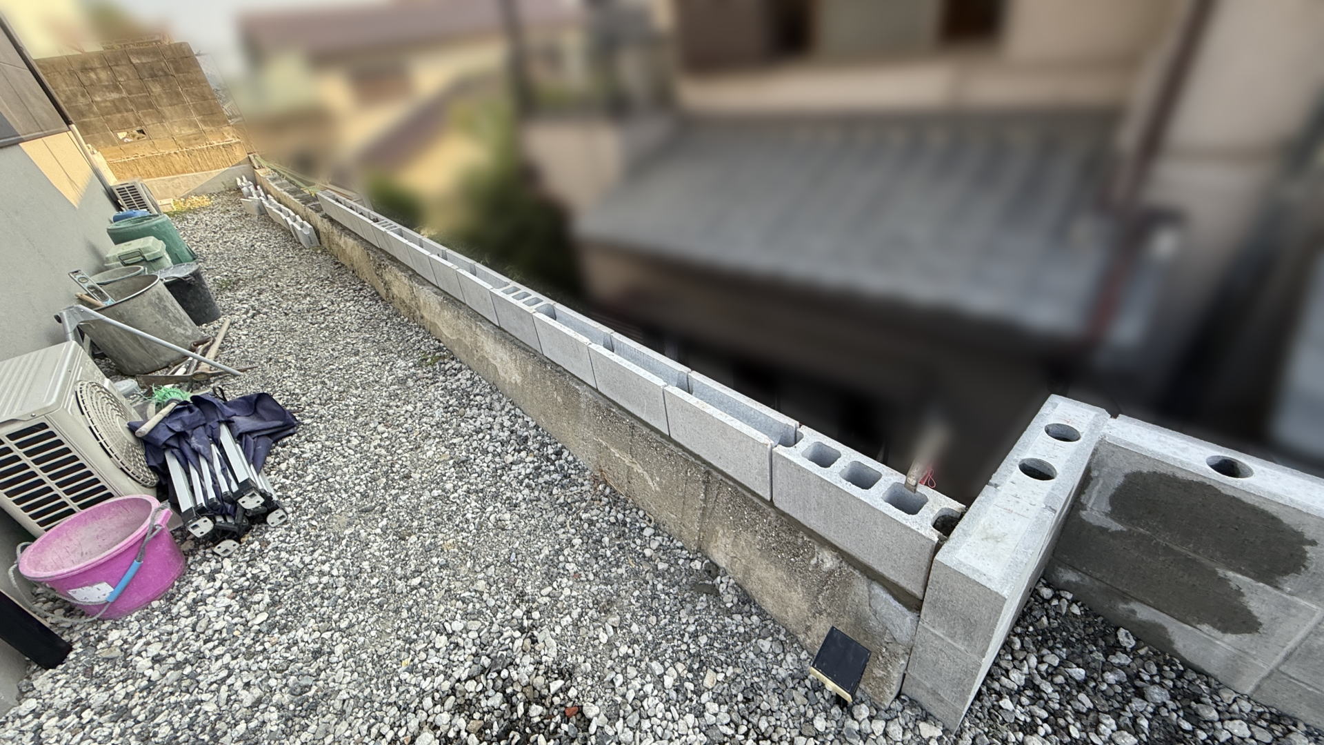 高槻市S様邸 隣地境界沿い ブロック積み