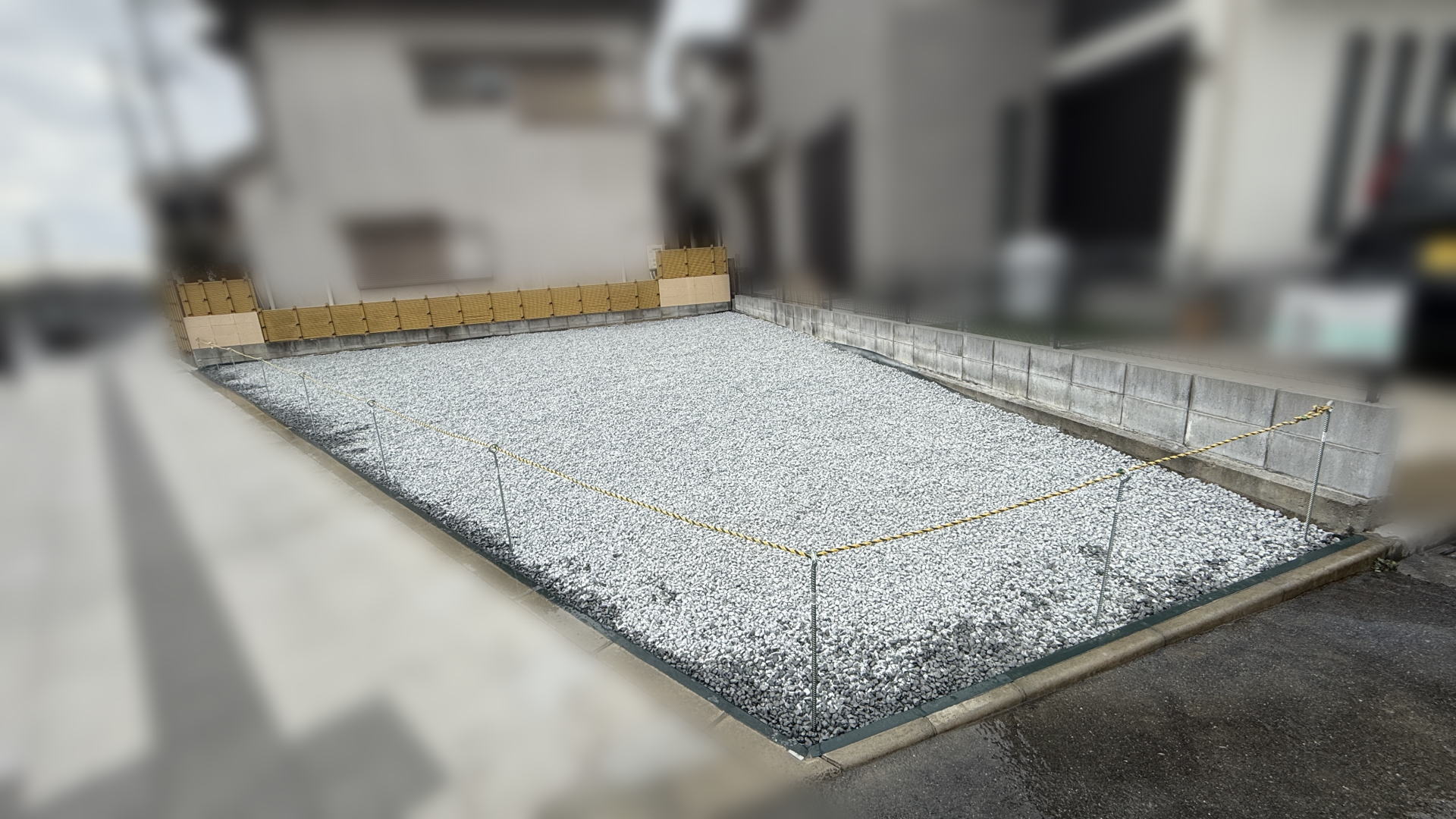 防草＋砕石敷き