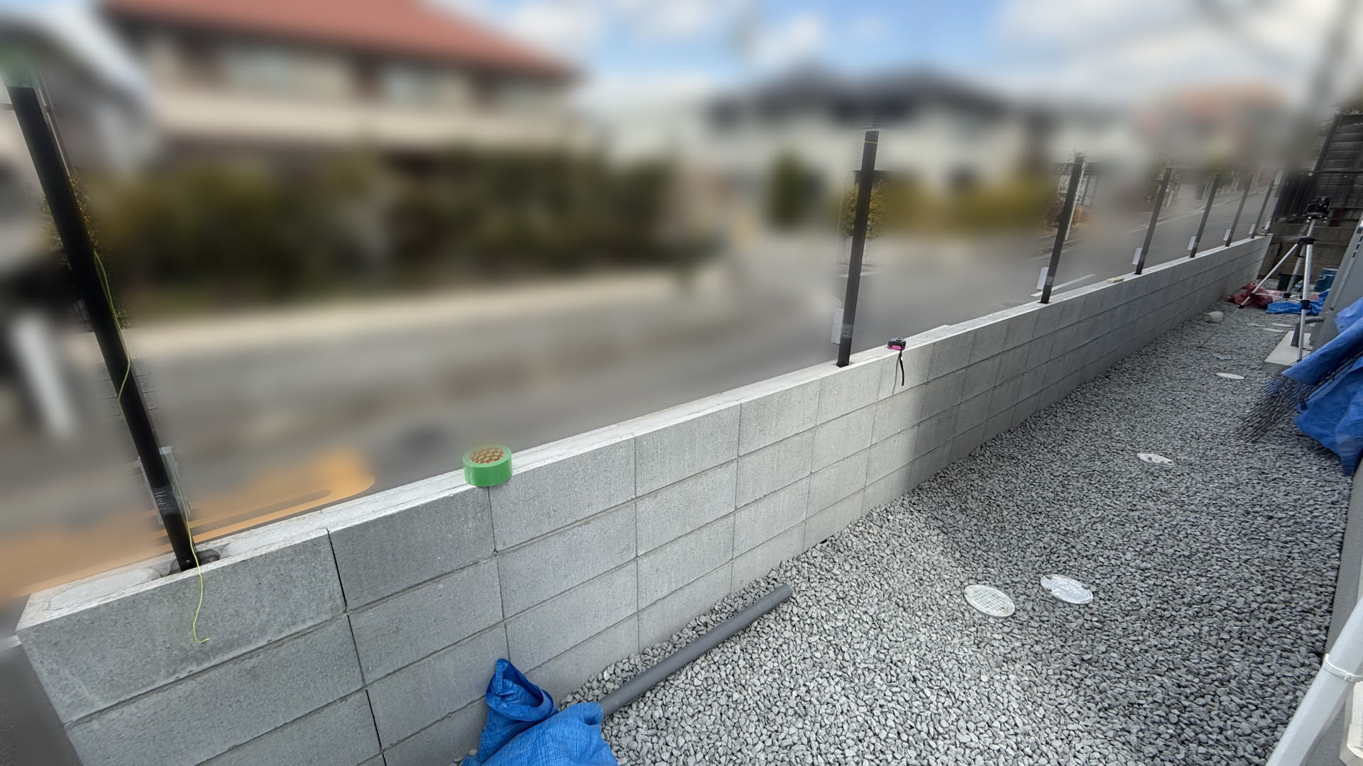 高槻市K様邸 道路境界沿い フェンス柱設置