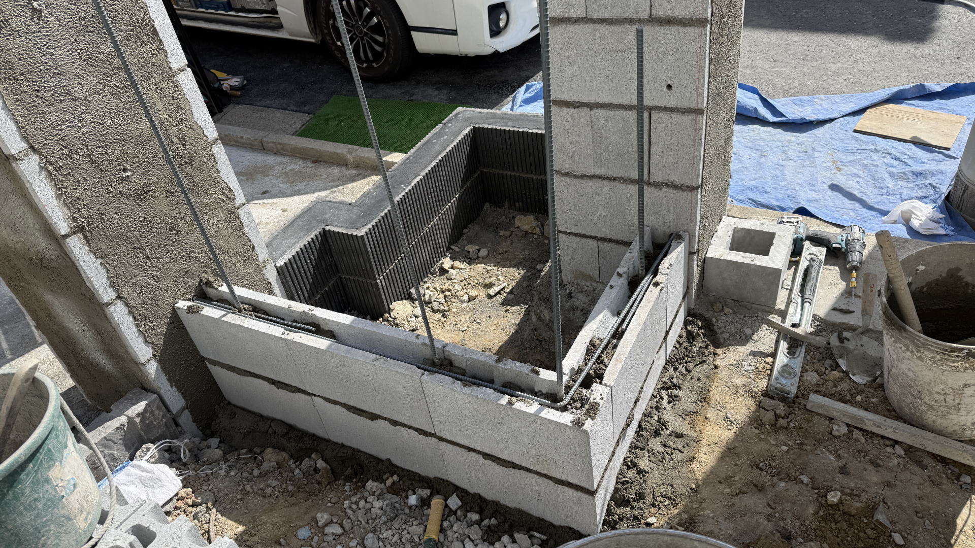 高槻市K様邸 ファサード 下地ブロック積み