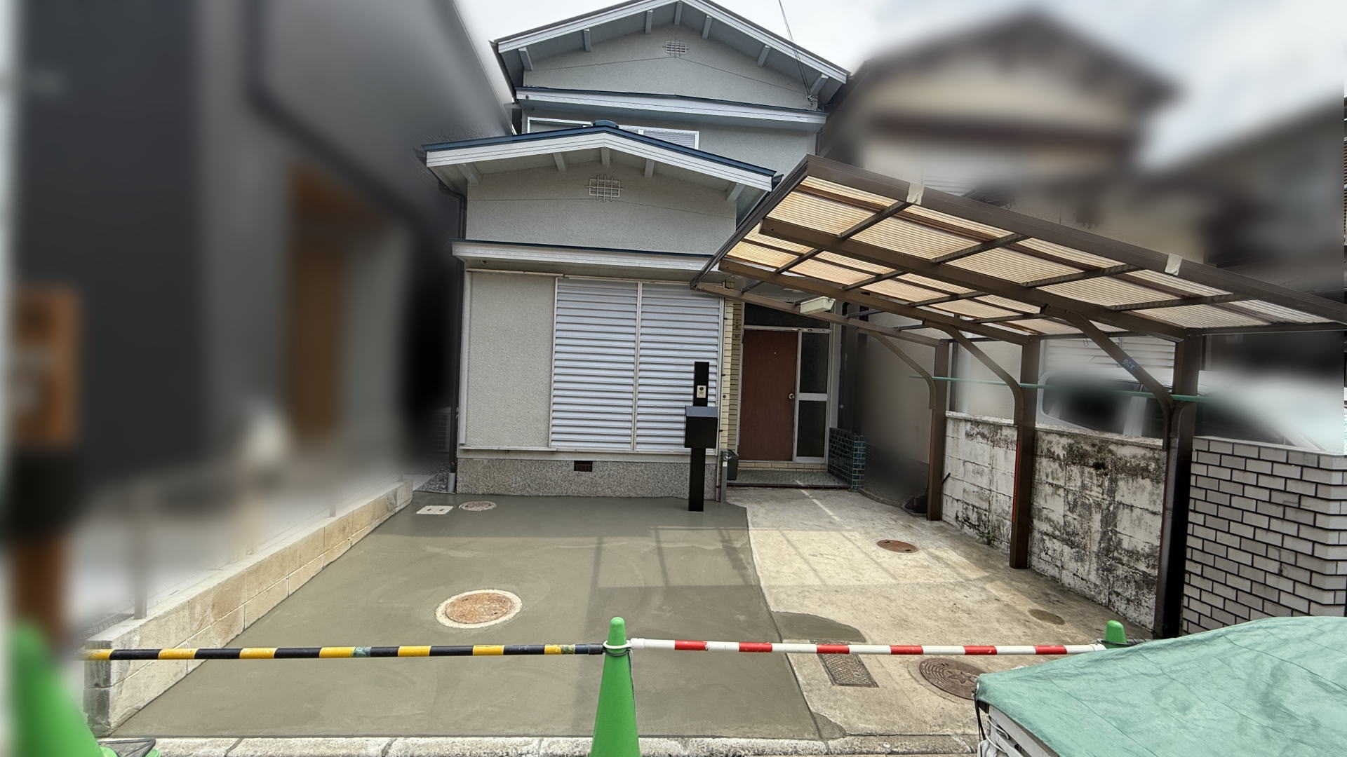 高槻市U様邸　駐車スペース　土間コンクリート金コテ仕上げ